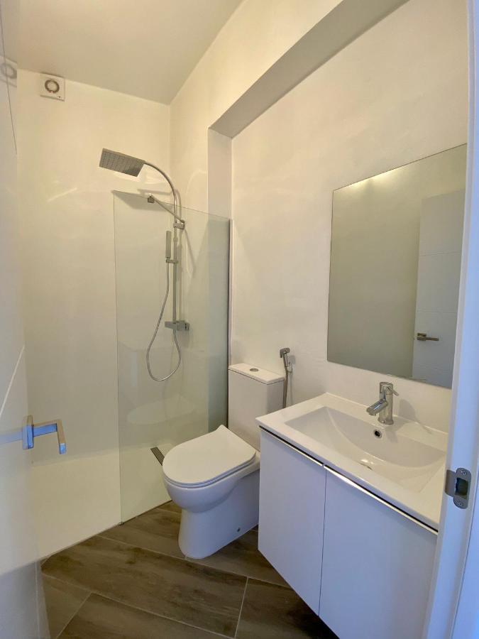 Room With Private Bathroom - Vivienda Vacacional Out Of Blue Santa Cruz de la Palma  Exterior photo