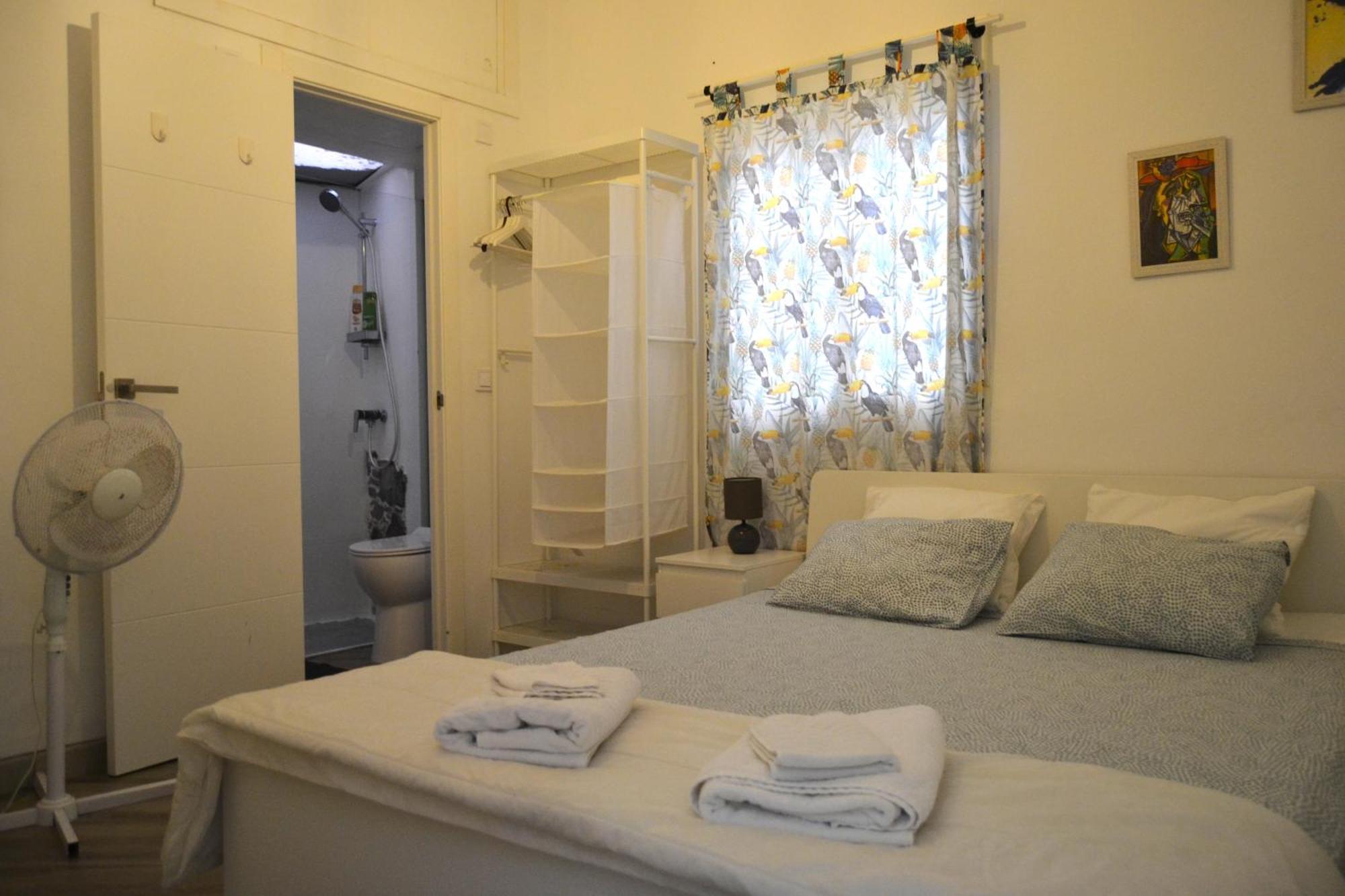 Room With Private Bathroom - Vivienda Vacacional Out Of Blue Santa Cruz de la Palma  Exterior photo